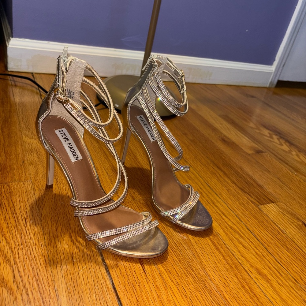 Steve Madden Shaye Rhinestone Strappy Stiletto Heels Metallic Size 7.5